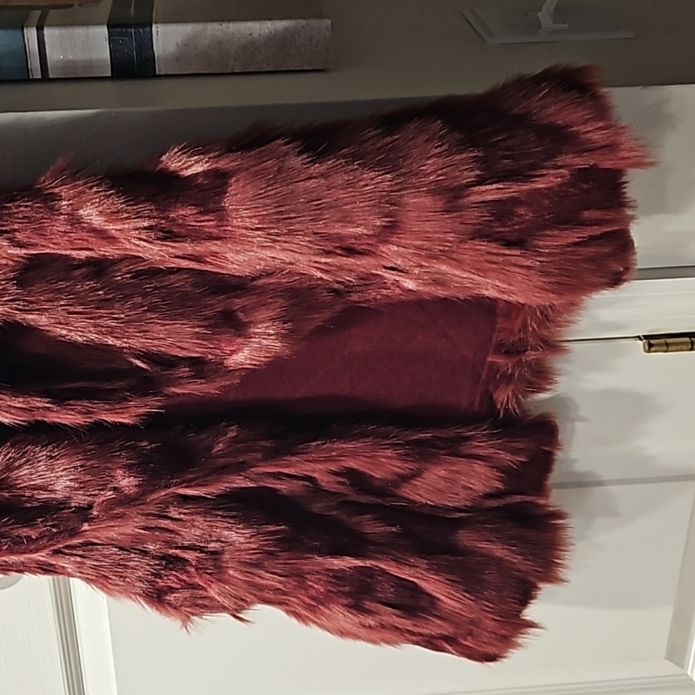 Vest - Picture 4 of 5